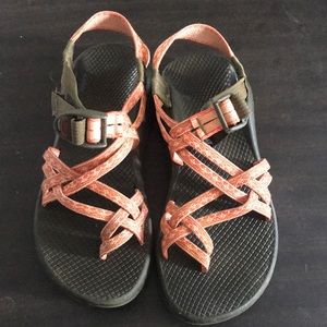 CHACOS MULTISTRAPPED PEACH